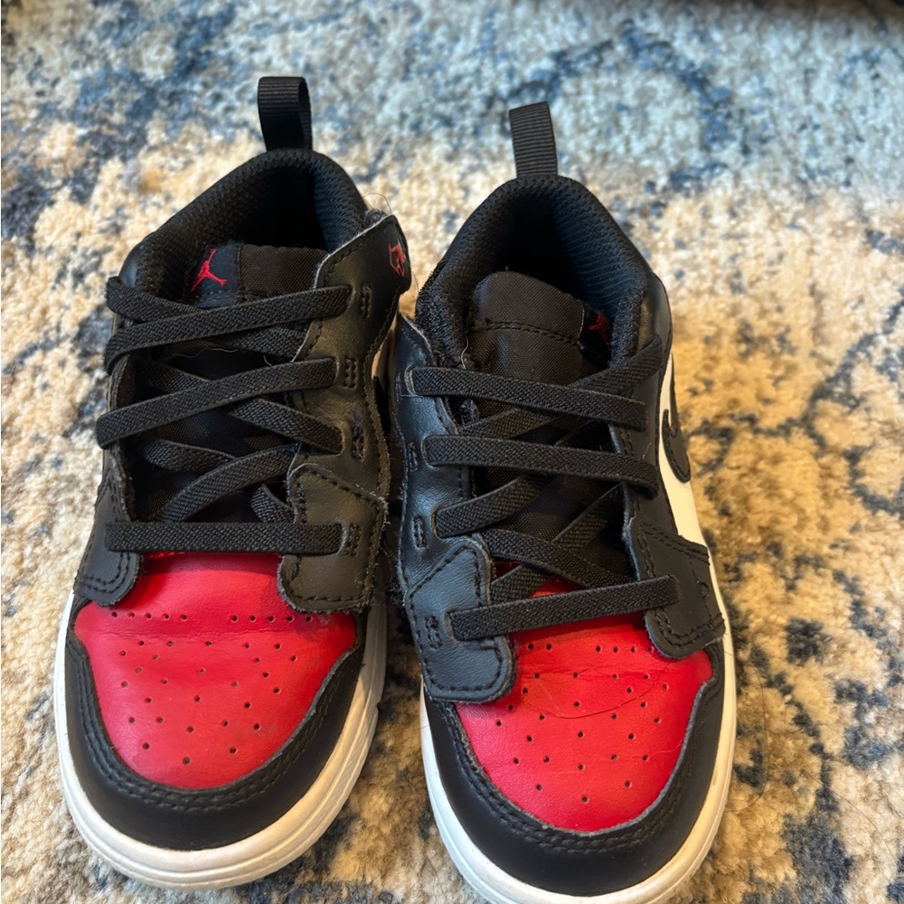 Jordan Kids' Black and Red Low-Top Sneakers